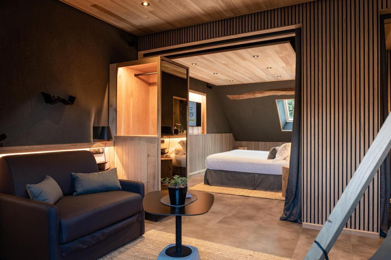 Le Studio Des Pres Verts Suite Design Avec Jacuzzi Privatif Jouey Bagian luar foto