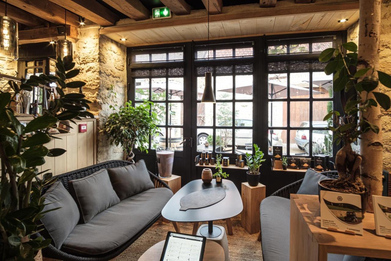 Le Studio Des Pres Verts Suite Design Avec Jacuzzi Privatif Jouey Bagian luar foto